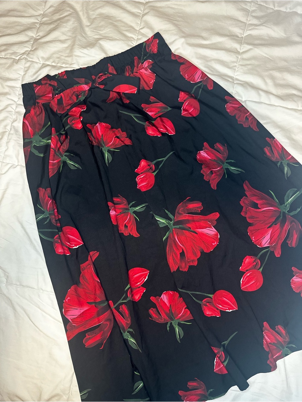 SHEIN Black Midi Skirt with Red Floral Print
